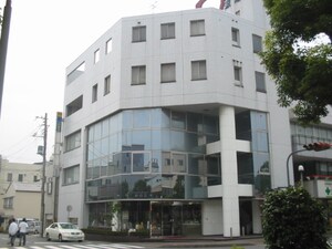 東港堂ビル外観写真