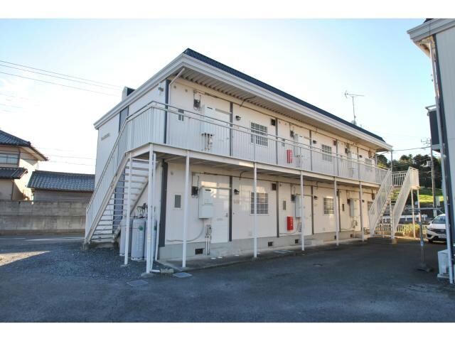 サンプラザＡ棟の物件外観写真