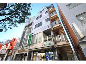みどり園ビル外観写真