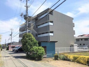 エスポアール多賀外観写真