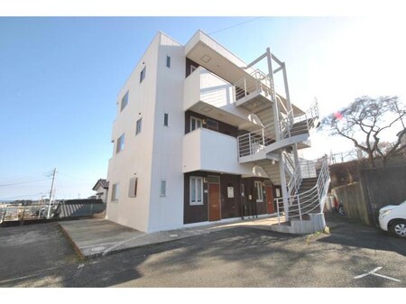 レディング滑川外観写真
