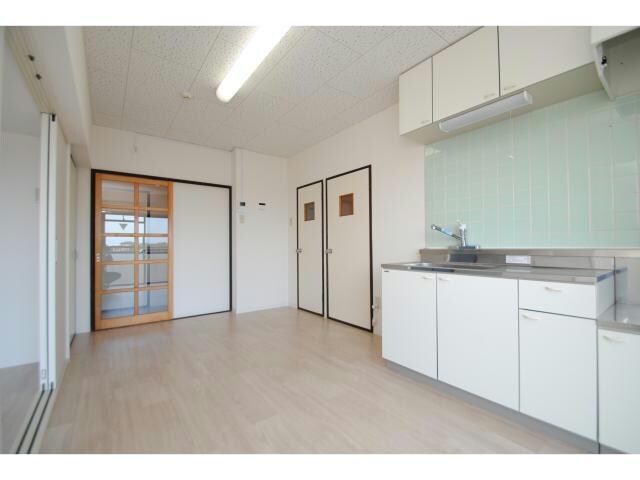 リビングダイニング(別室画像)