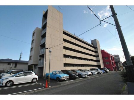 征矢マンション外観写真