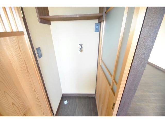 物件内観写真13　(室内洗濯機置き場)