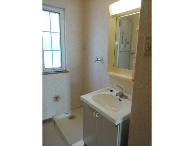 物件内観写真8　(洗面台)