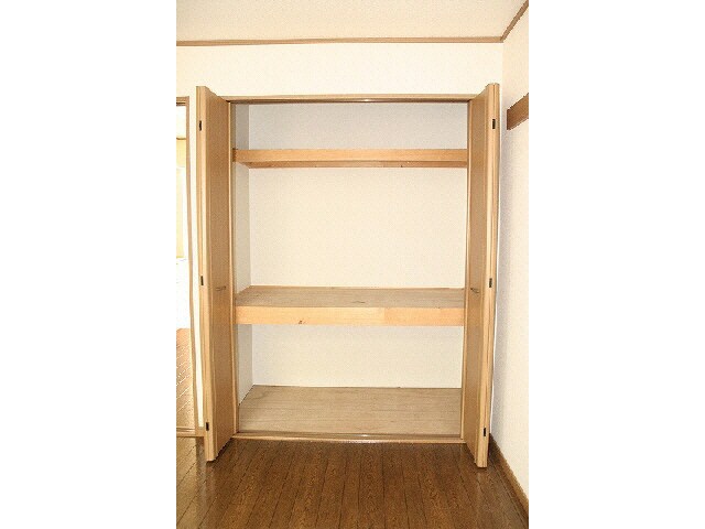 物件内観写真7　(クローゼット)