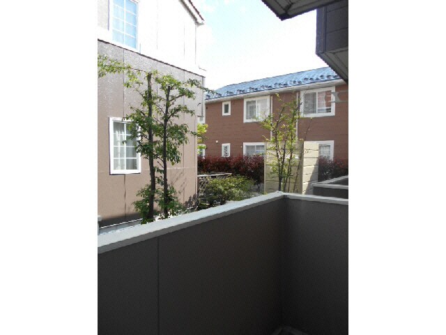 物件内観写真8　(ベランダ)