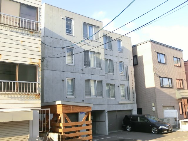 SENSAI-TSUKISAMU