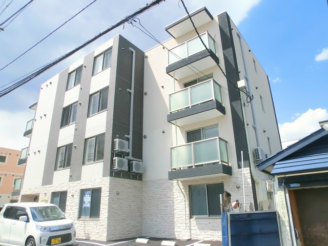 クラリス月寒西の物件外観写真