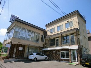 アルファ西岡ビル外観写真