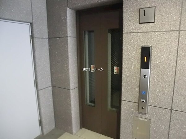 ロビー