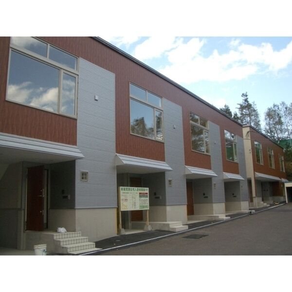 タウンハウス澄川A