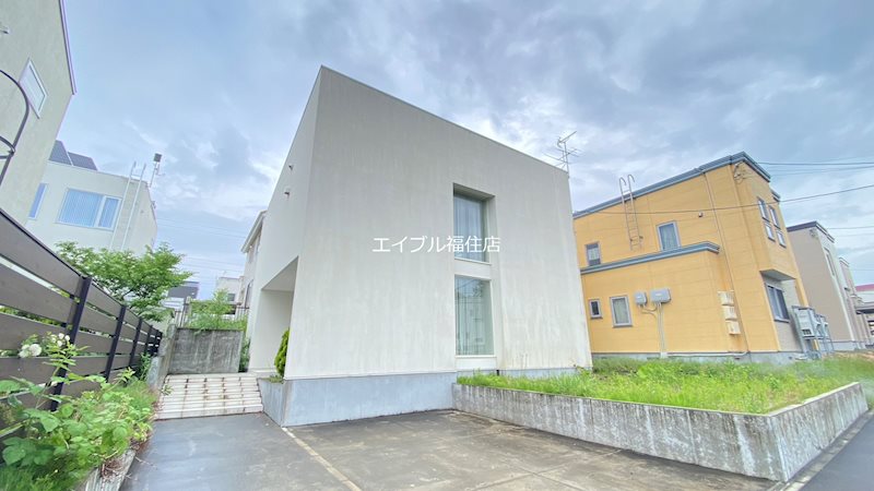 西岡5-15川名邸貸家