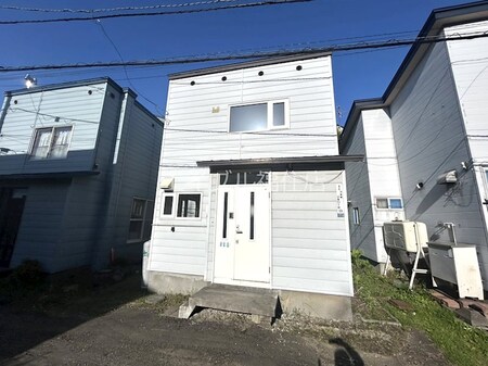 月寒東2条19丁目貸家外観写真
