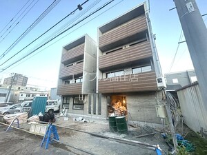 エルクリエイト月寒中央外観写真