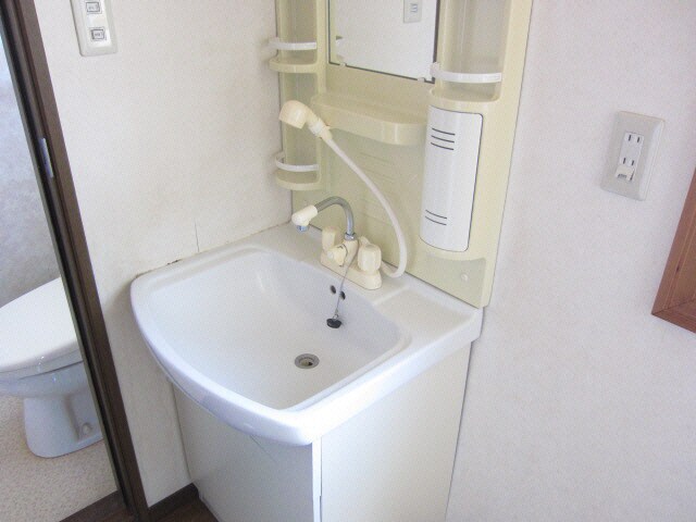 物件内観写真4　(洗面)