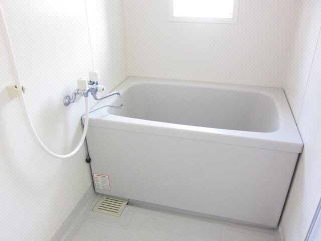 物件内観写真6　(浴室)