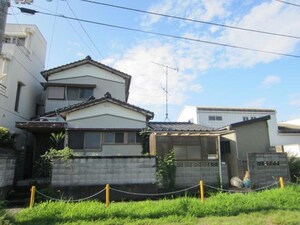 北殿借家外観写真