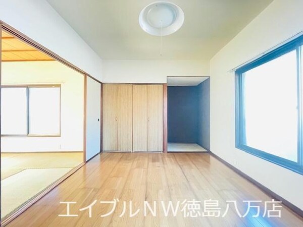 リビングダイニング