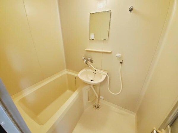 バス／シャワールーム等(別室転用)