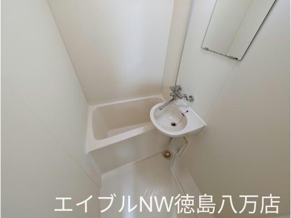 バス／シャワールーム等