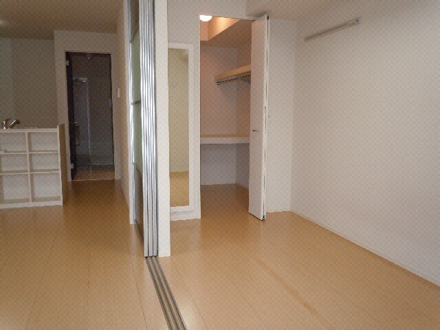 物件内観写真7　(洋室)