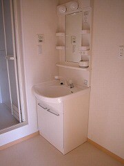 物件内観写真5　(洗面室)