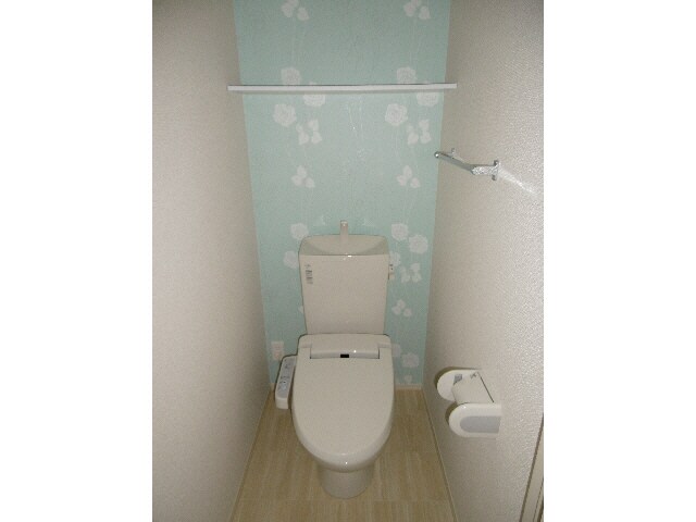 物件内観写真10　(トイレ（203）)