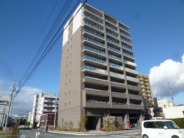 ポレスター新山口