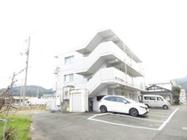 第2ラインマンションの外観写真