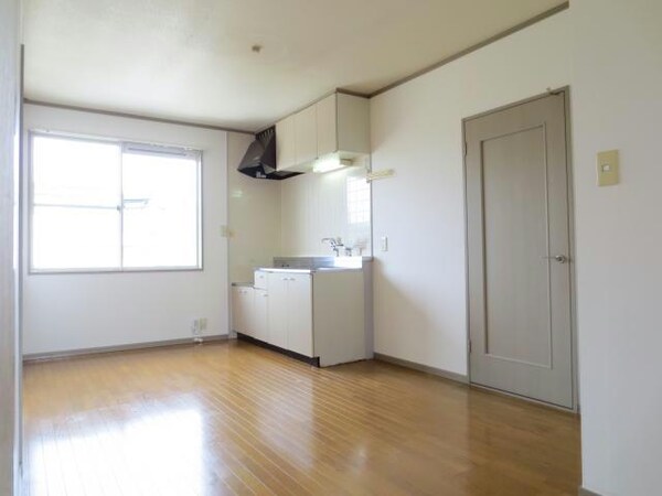 リビングダイニング