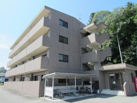 楽問マンション外観写真