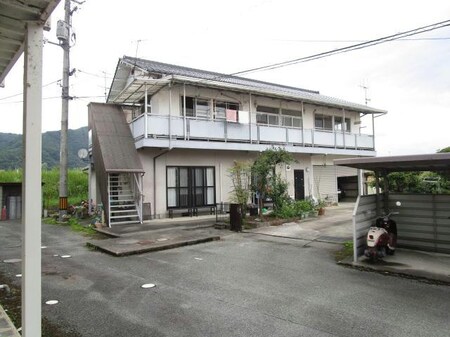 北條アパート外観写真
