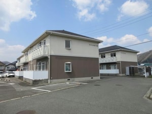 アーバンライフ三次Ｂ棟外観写真