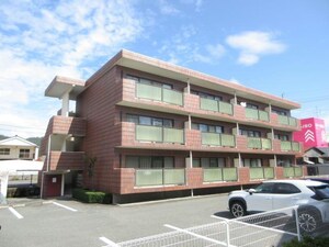 メゾンドール十日市外観写真