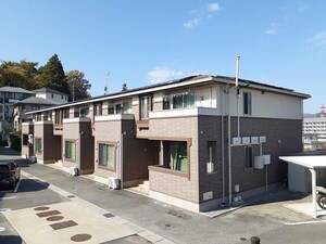 ストーンズ三次外観写真