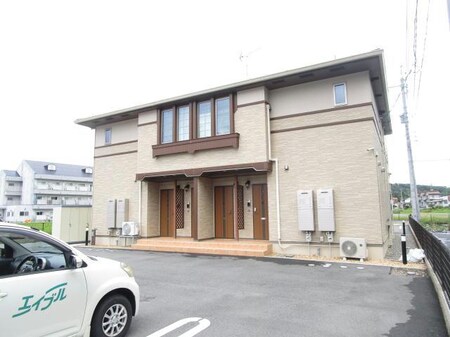 メゾン　ラルジュⅡ外観写真