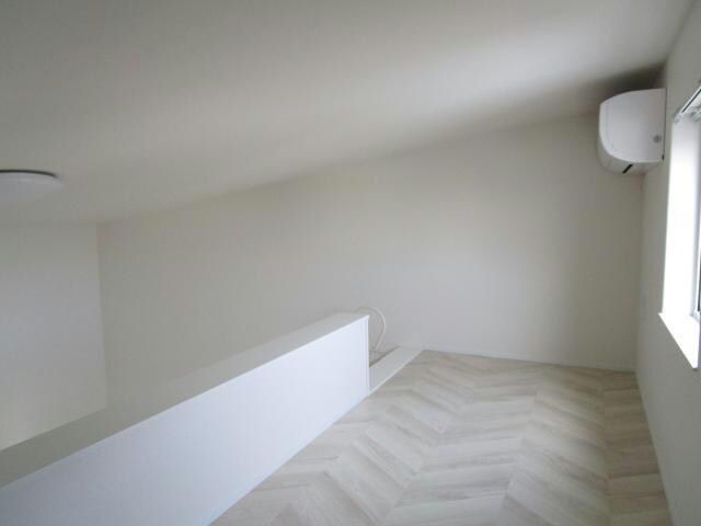 物件内観写真16　(※ロフト)