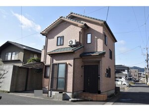 谷山中央５丁目貸家外観写真