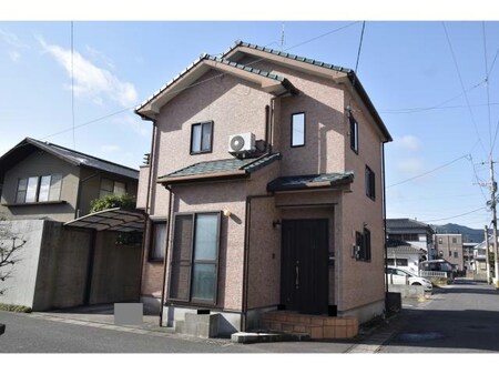 谷山中央５丁目貸家外観写真