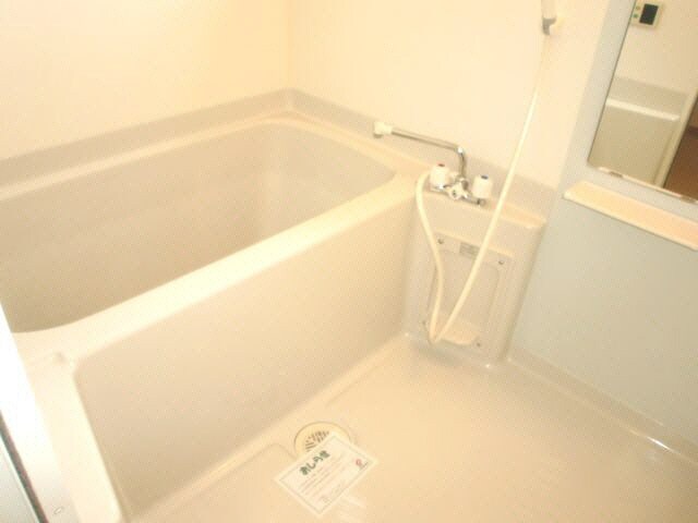 物件内観写真5　(ＵＢ)