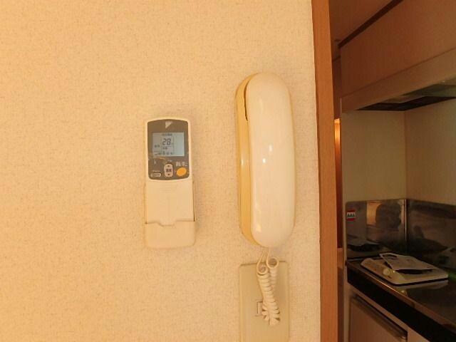 物件内観写真15　(インターフォン)