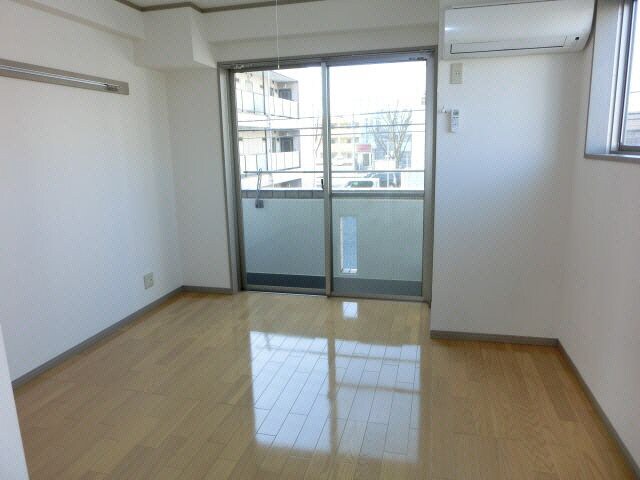 物件内観写真5　(洋室)