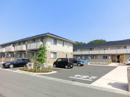Ｄ－ｒｏｏｍあずま町外観写真
