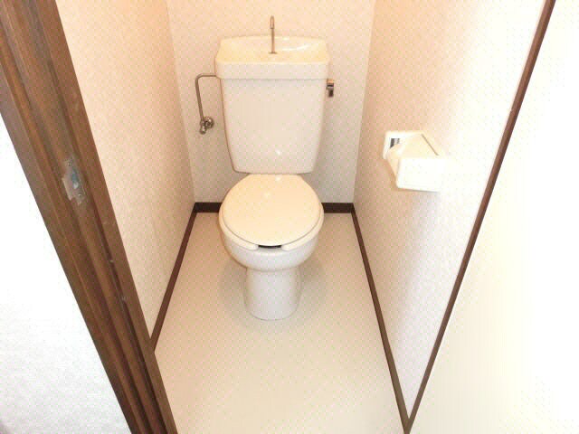 物件内観写真11　(トイレ)