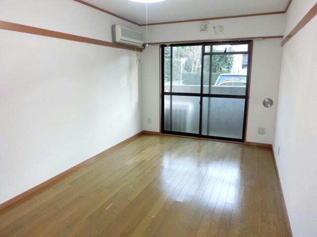 物件内観写真6　(※同棟別室参考写真)