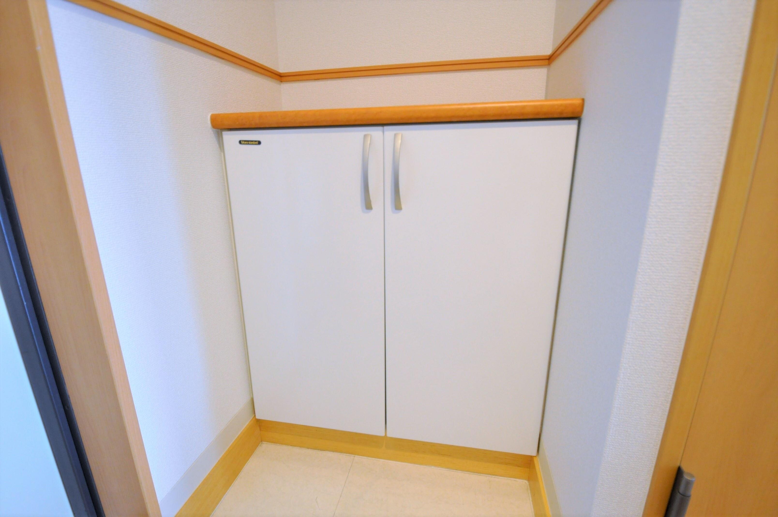 居室(シューズボックス)