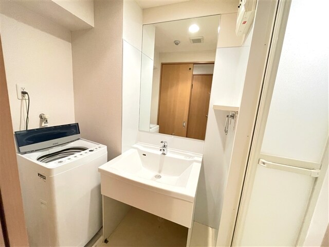 物件内観写真15　(独立洗面台)