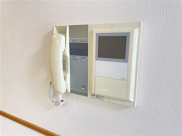 居室(テレビモニターホン)