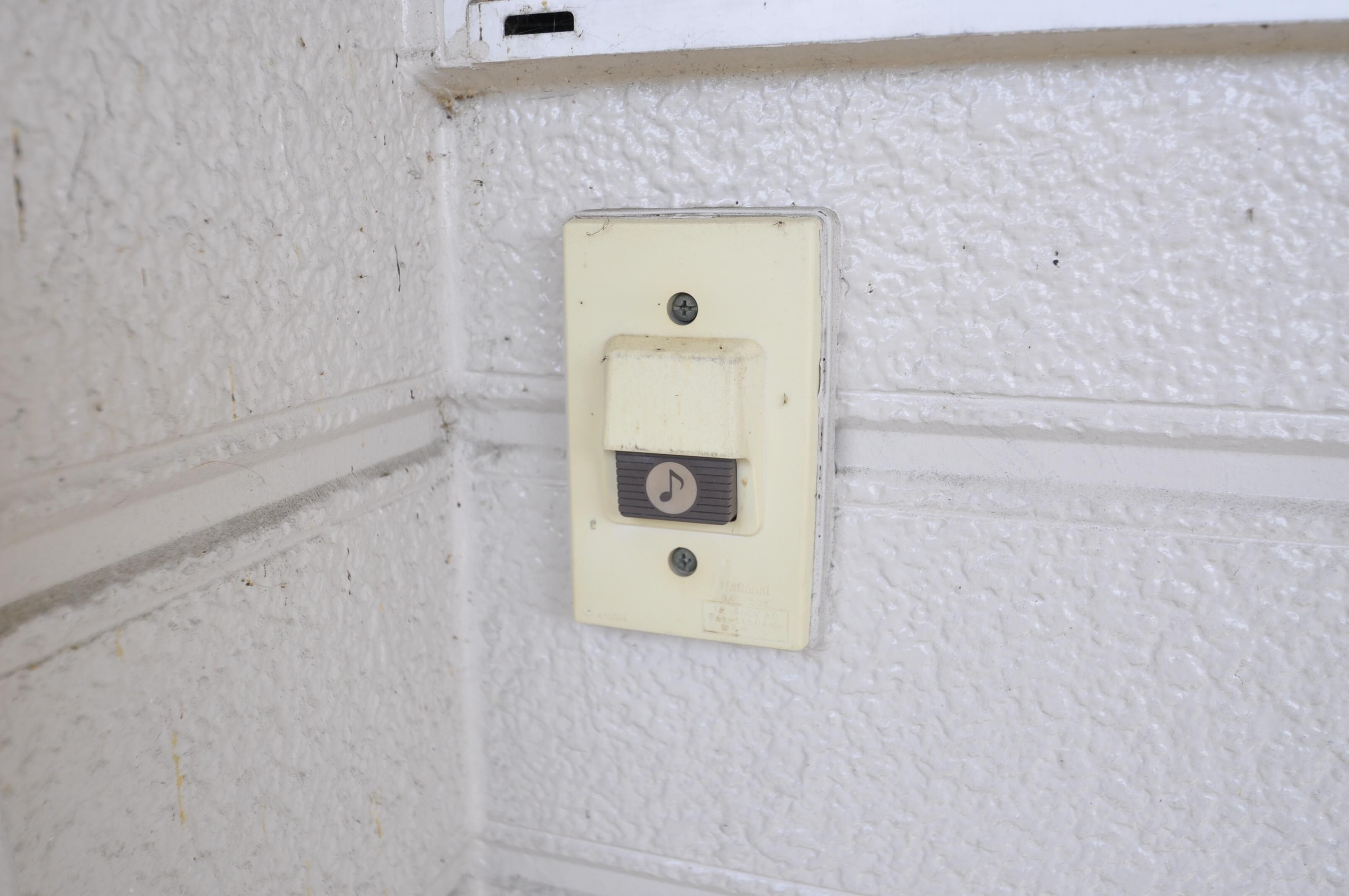 物件内観写真13　(玄関チャイム)